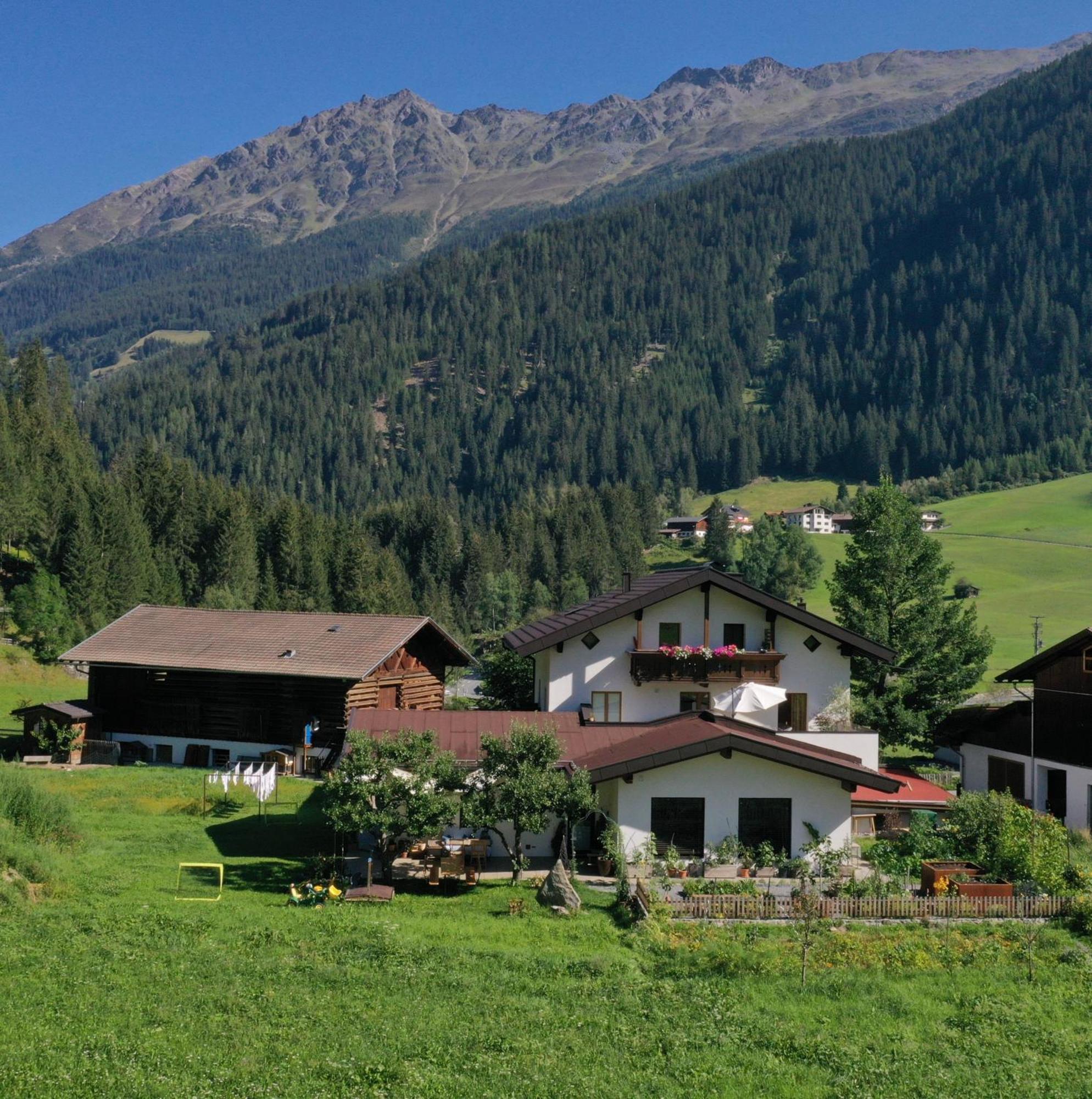 Landhaus St. Hubertus 카우넬탈 외부 사진